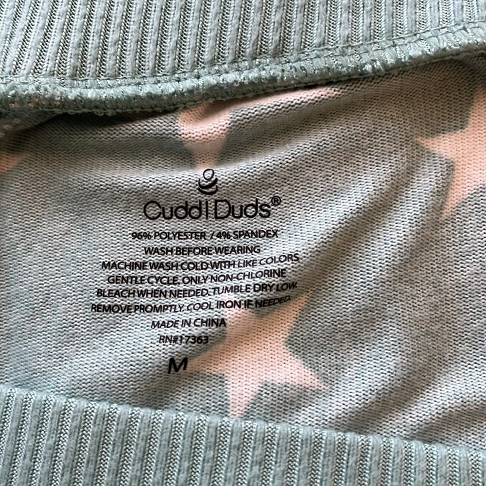 Cuddle Duds Pajamas - Picture 5 of 5